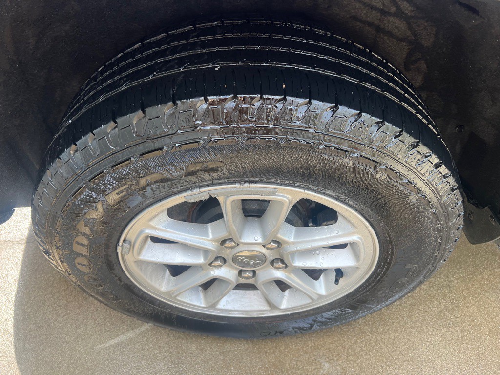 2020 Jeep Grand Cherokee Image 17