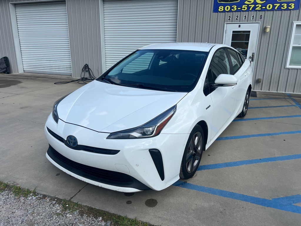 2019 Toyota Prius Image 2