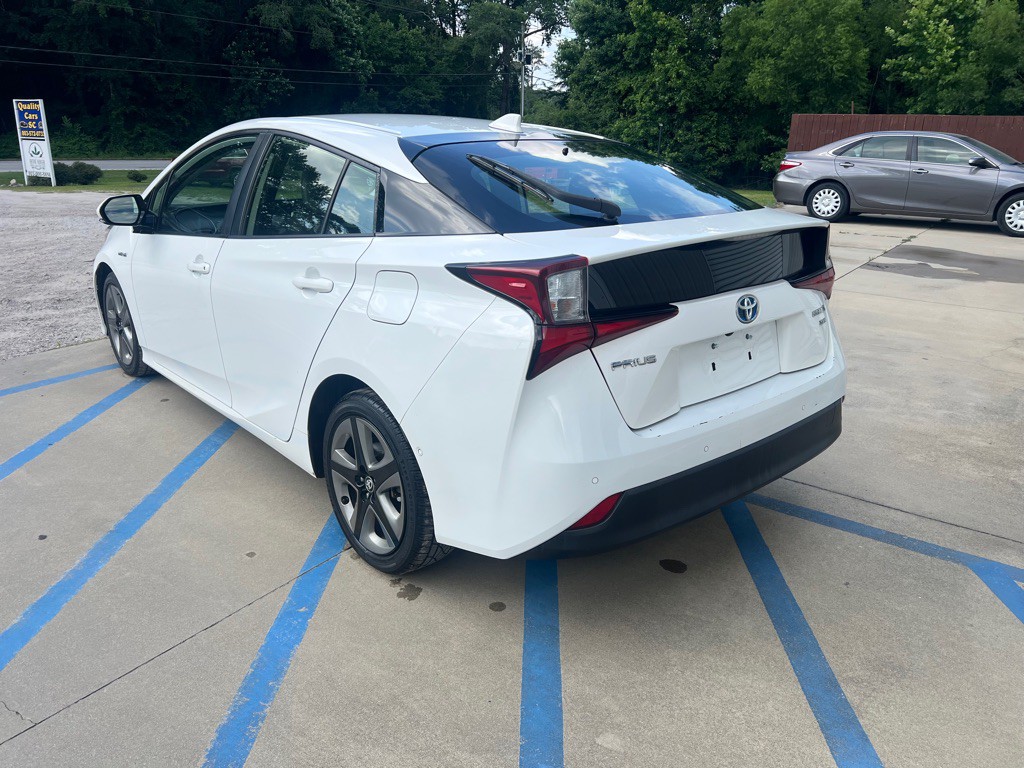 2019 Toyota Prius Image 4