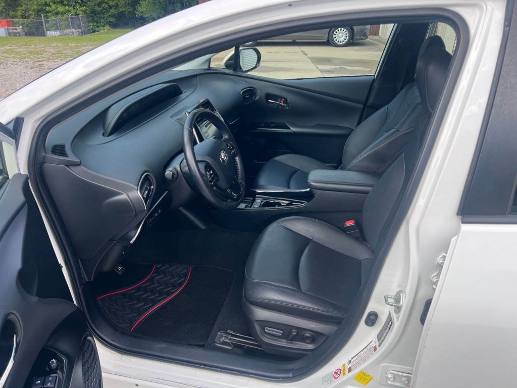 2019 Toyota Prius Image 9