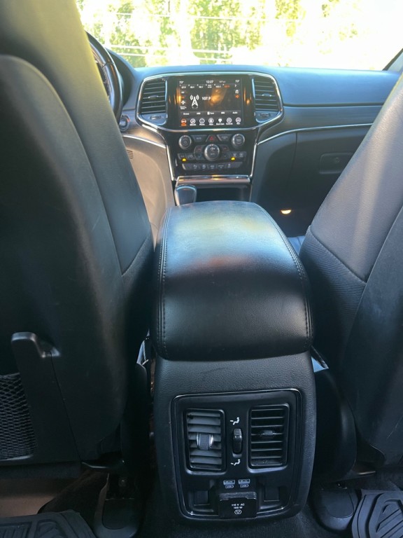 2022 Jeep Grand Cherokee Image 13