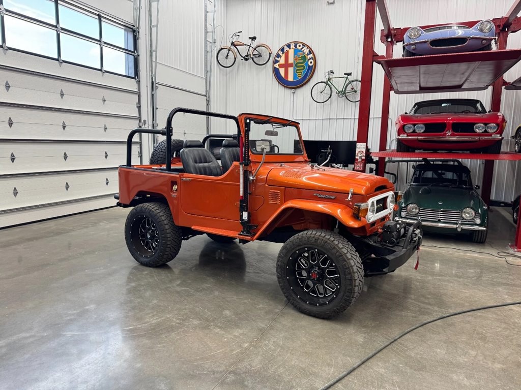 1975 Toyota Land Cruiser Image 1