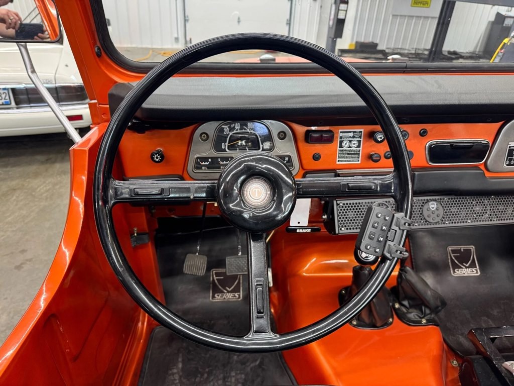 1975 Toyota Land Cruiser Image 10
