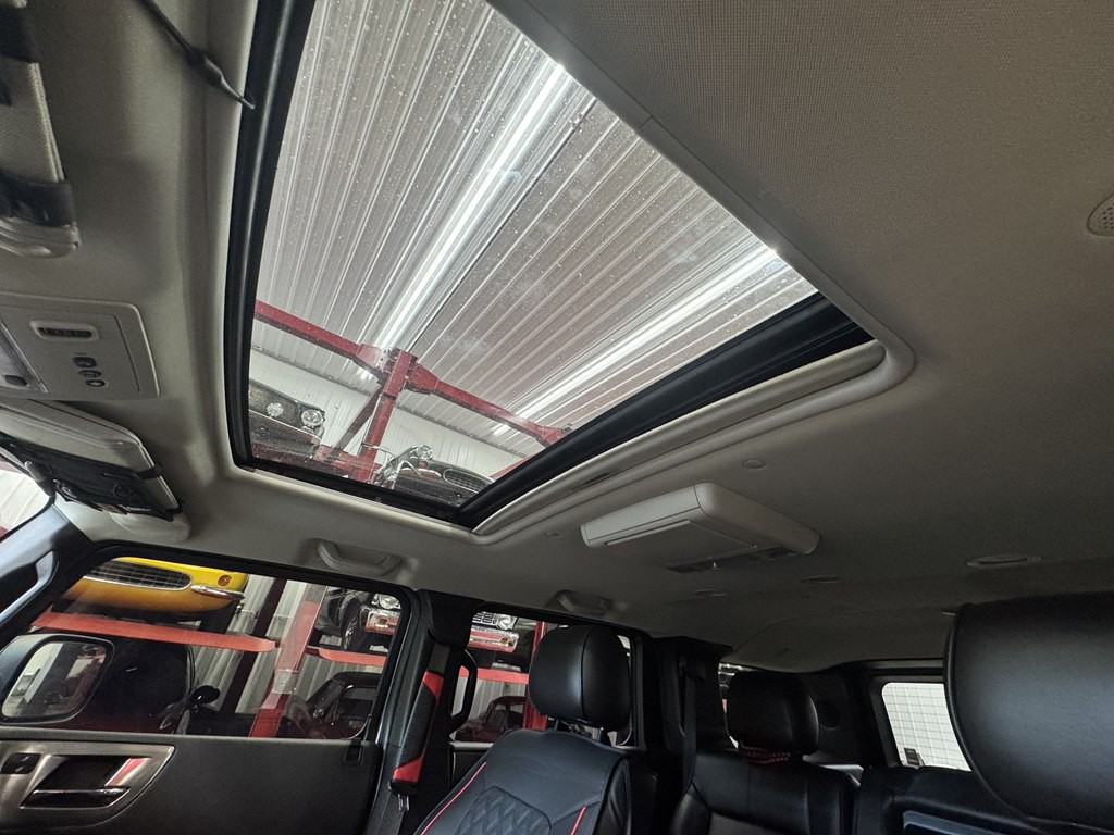2008 HUMMER H2 Image 11