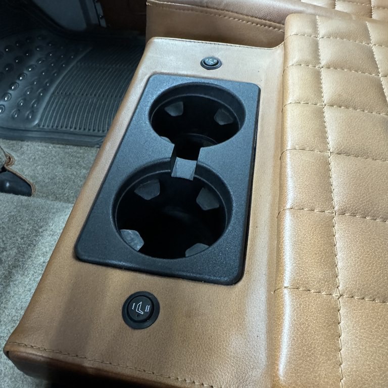 1976 Land Rover Defender Image 13
