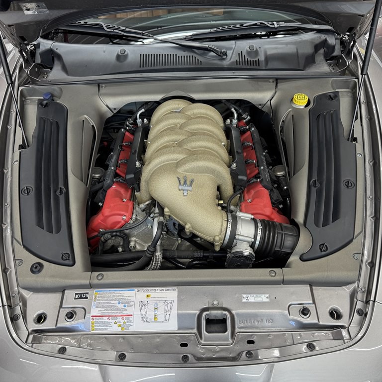 2005 Maserati Coupe Image 13