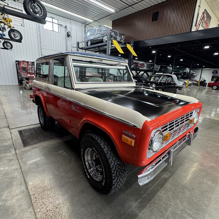 1971 Ford Bronco Image 2