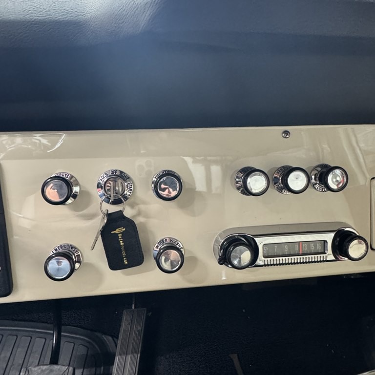1971 Ford Bronco Image 10