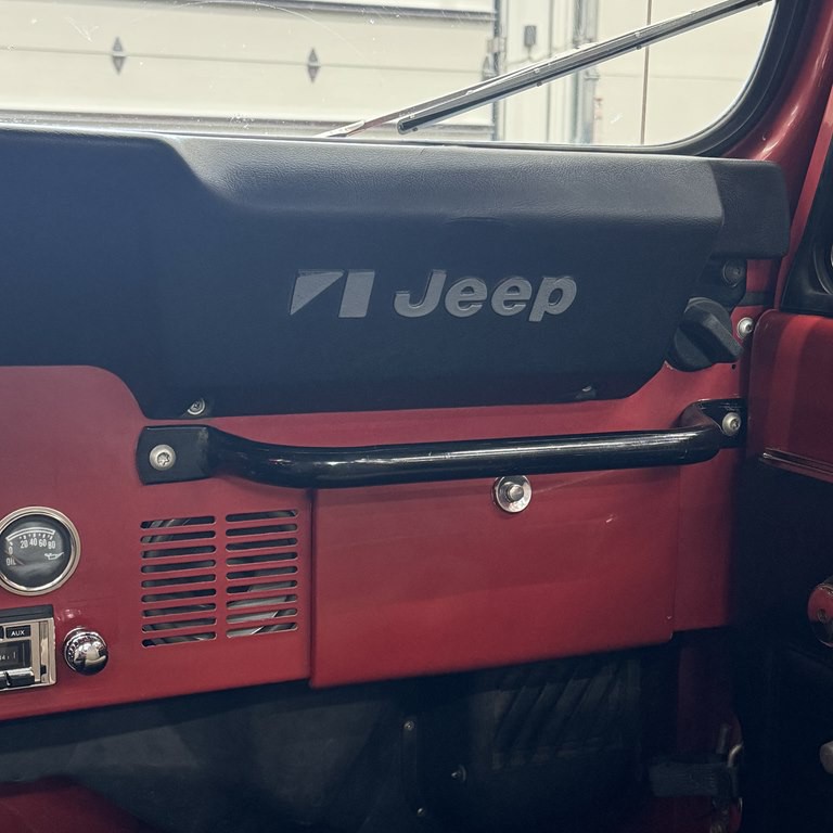 1983 Jeep Scrambler Image 13