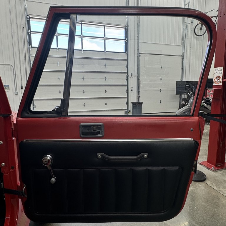 1983 Jeep Scrambler Image 18