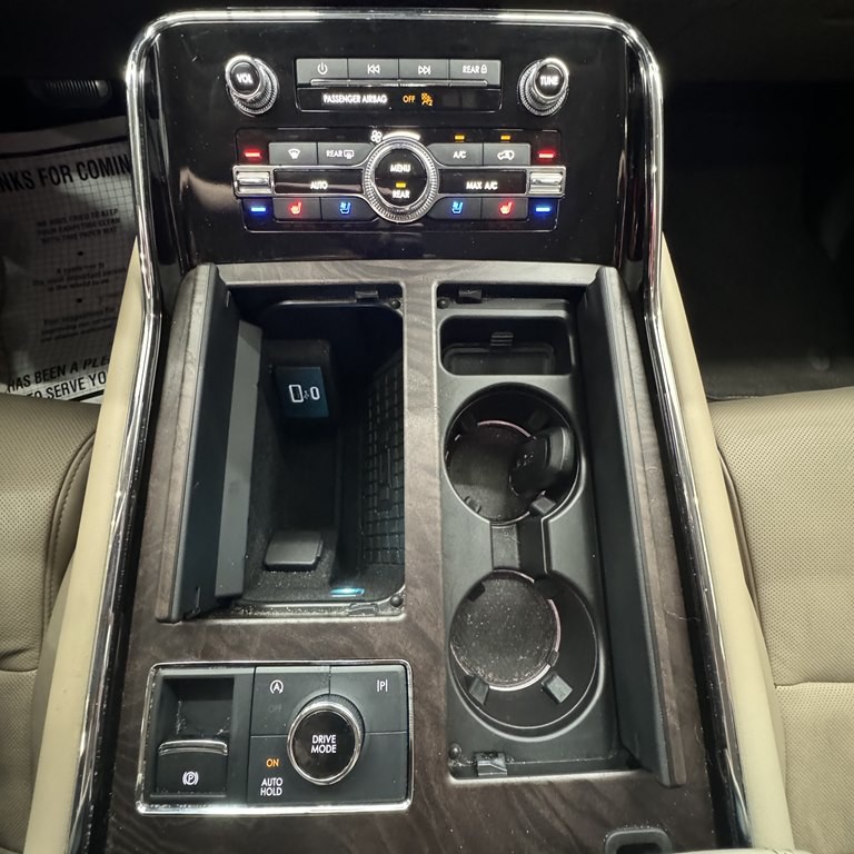 2022 Lincoln Navigator Image 13