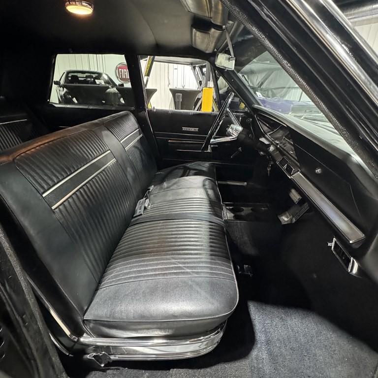 1967 Plymouth Fury Image 6