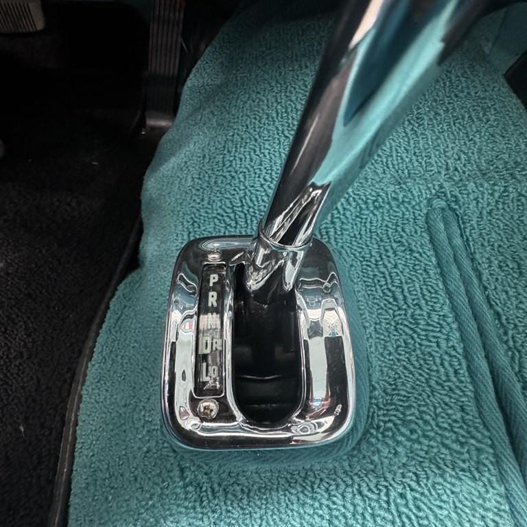 1956 Ford Thunderbird Image 10