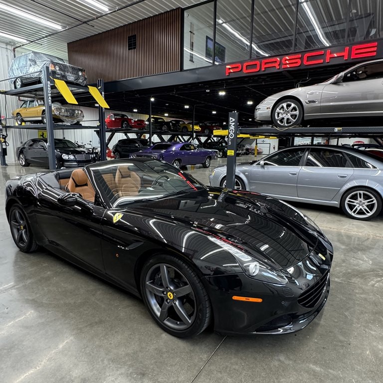 2015 Ferrari CALIFORNIA T Image 1