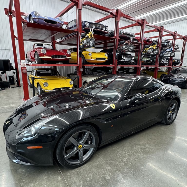 2015 Ferrari CALIFORNIA T Image 4