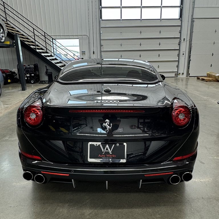2015 Ferrari CALIFORNIA T Image 6