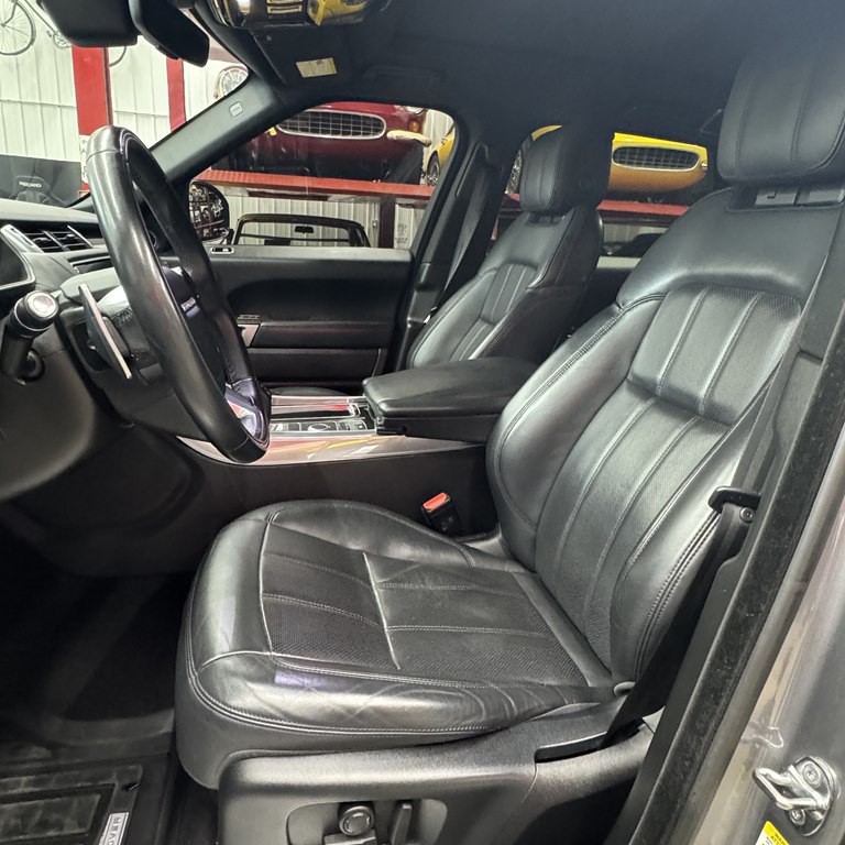 2020 Land Rover Range Rover Sport Image 5
