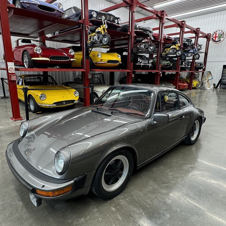 1982 Porsche 911 Image 2