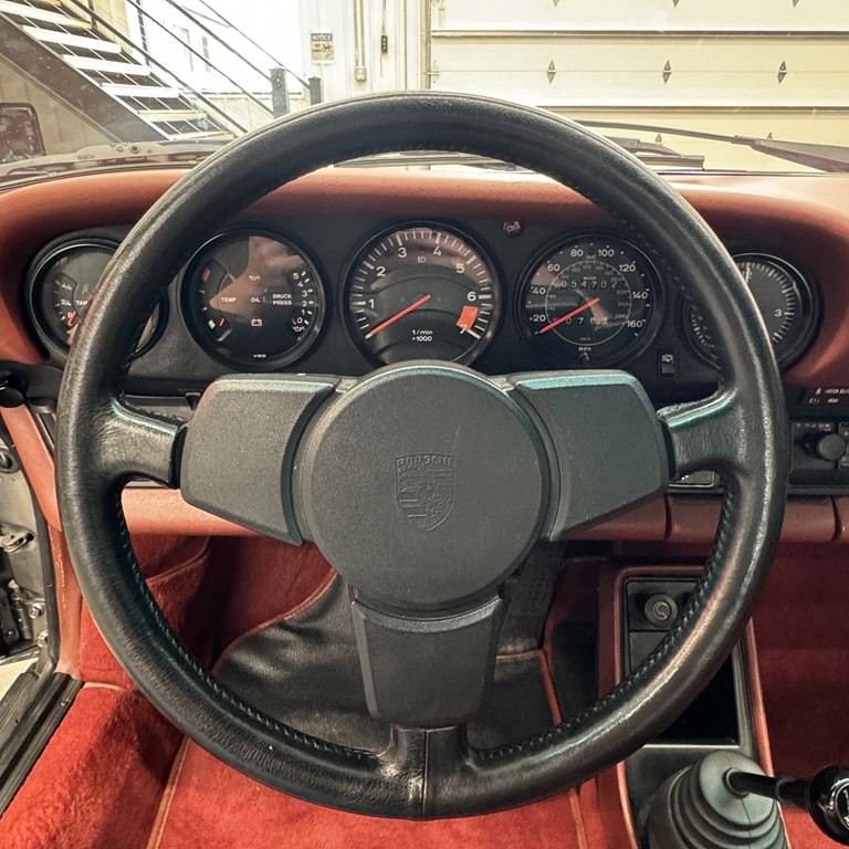1982 Porsche 911 Image 8