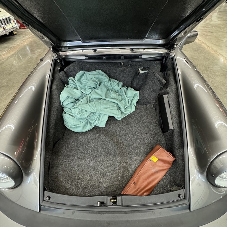 1982 Porsche 911 Image 14