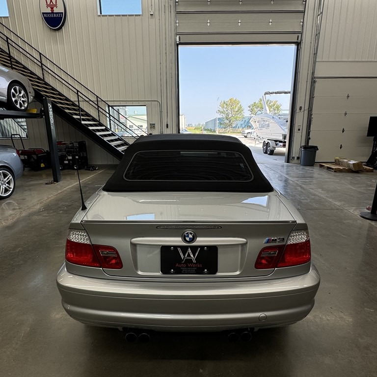 2005 BMW M3 Image 5