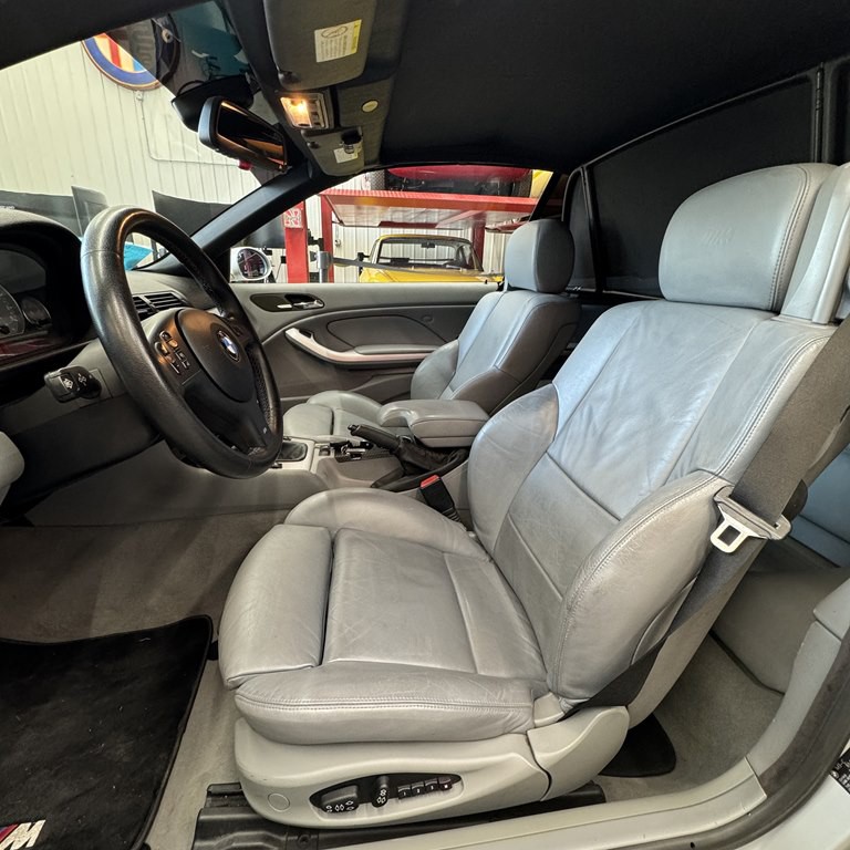 2005 BMW M3 Image 7