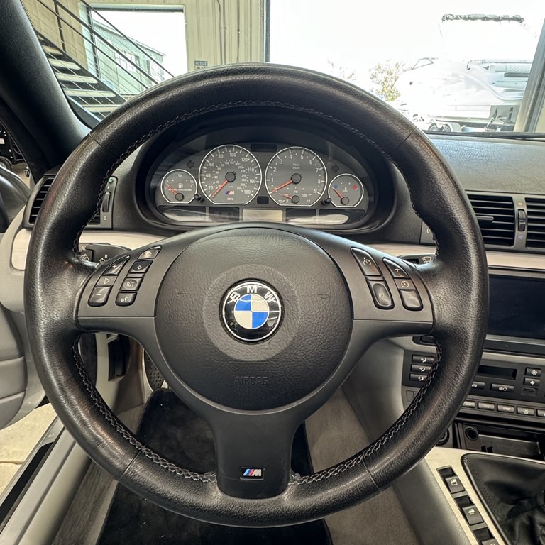 2005 BMW M3 Image 11