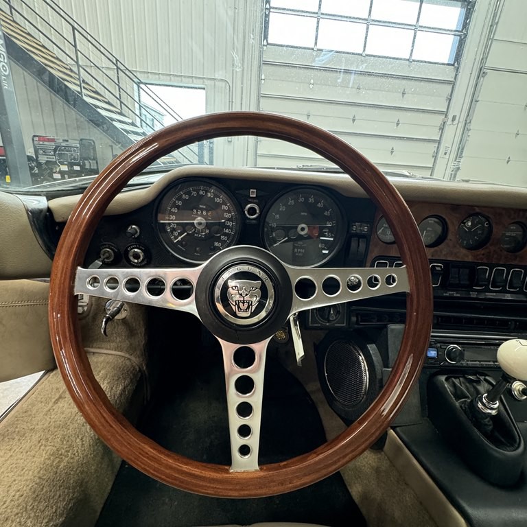 1971 Jaguar E Type Image 9