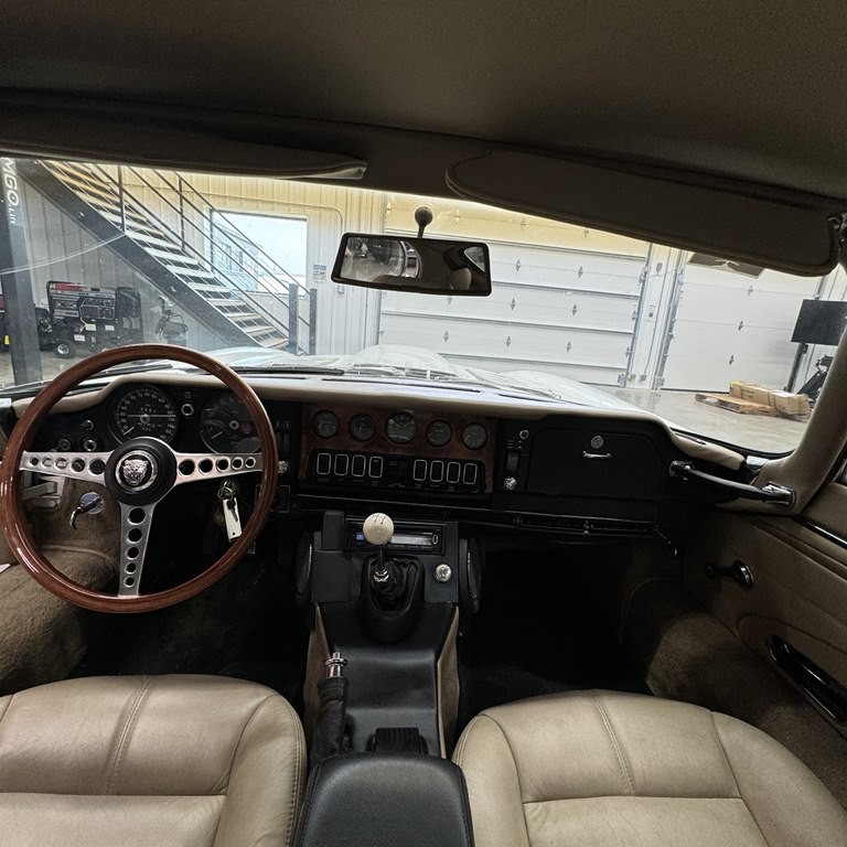 1971 Jaguar E Type Image 10