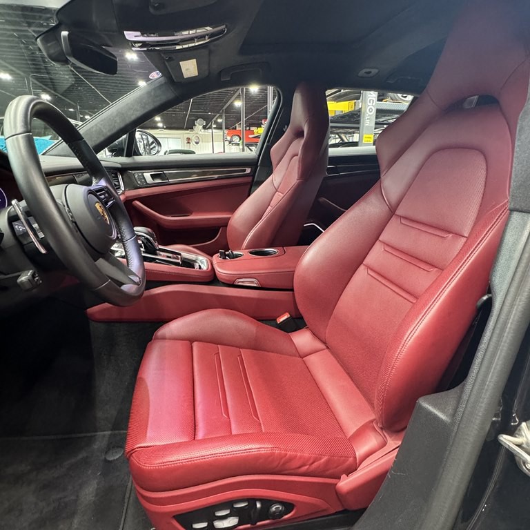 2022 Porsche Panamera Image 5