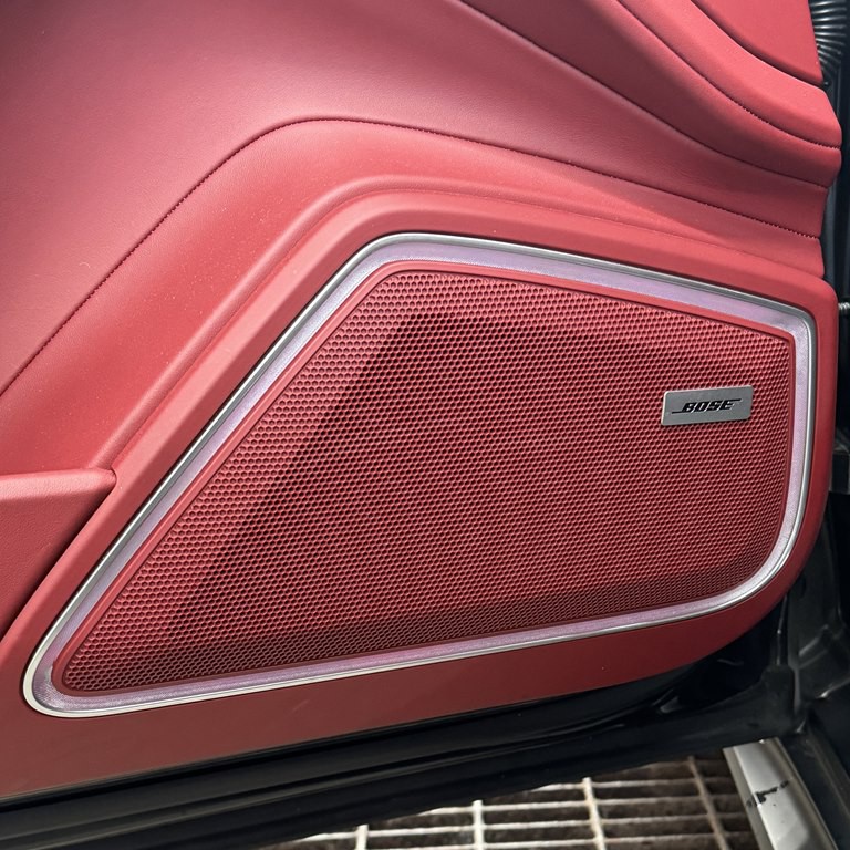 2022 Porsche Panamera Image 17