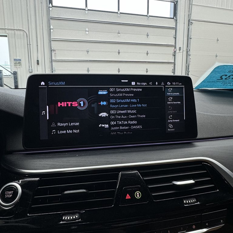 2021 BMW 5 Series Image 11