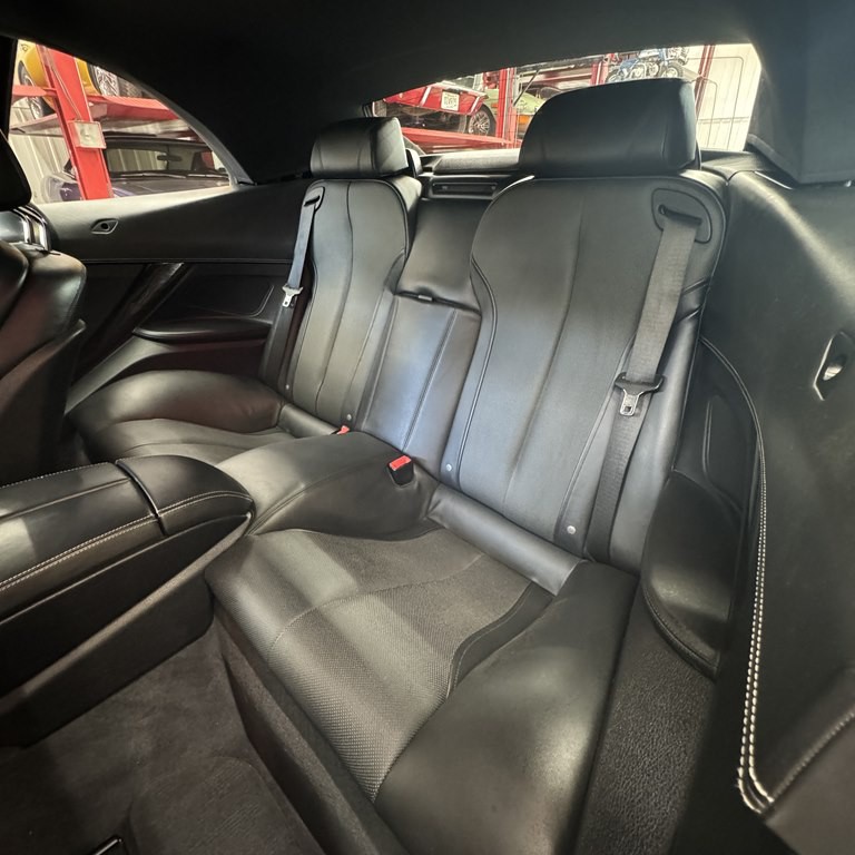 2014 BMW 6 Series Image 9