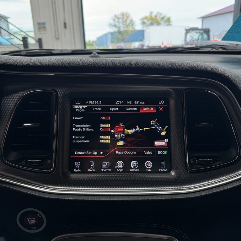 2016 Dodge Challenger Image 13