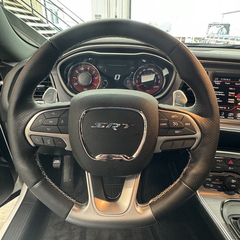 2016 Dodge Challenger Image 17