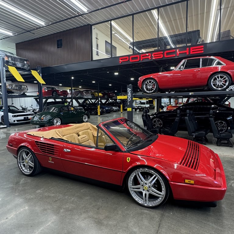 1988 Ferrari MONDIAL Image 1