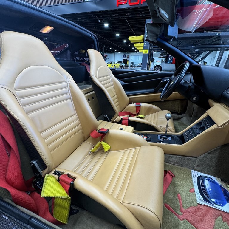 1989 Ferrari 348 Image 6