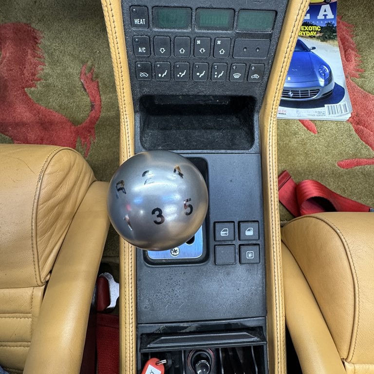 1989 Ferrari 348 Image 13