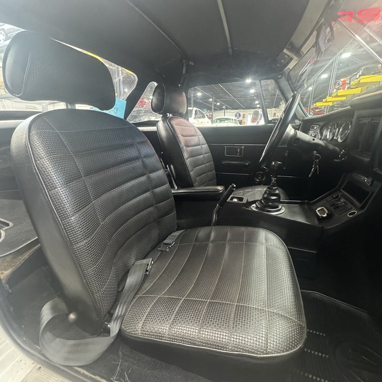 1974 MG MGB Image 6
