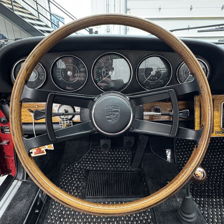 1965 Porsche 911 Image 9