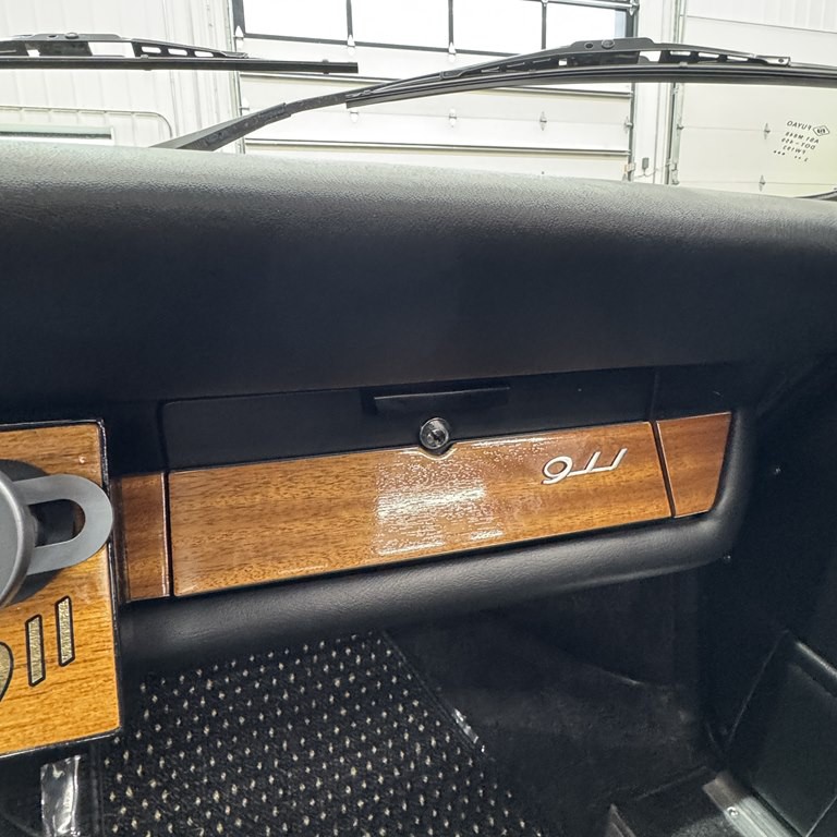 1965 Porsche 911 Image 15