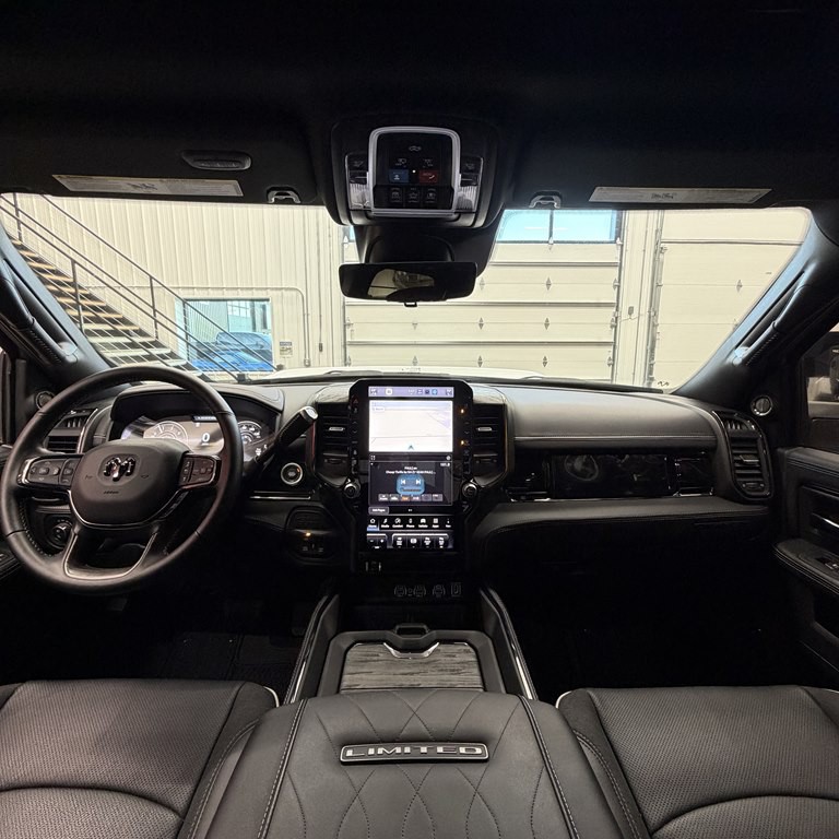 2025 RAM 2500 Image 9