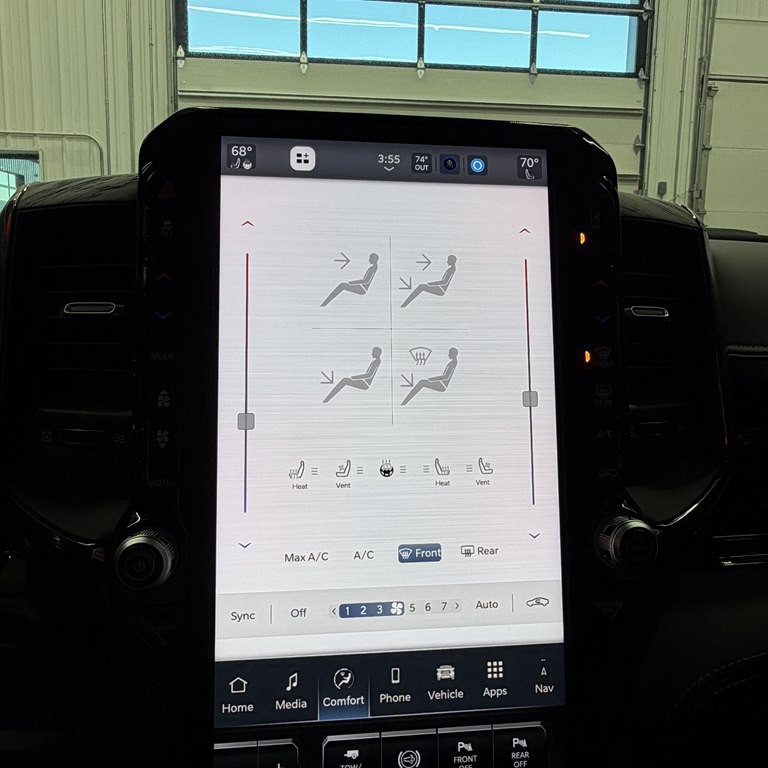 2025 RAM 2500 Image 13