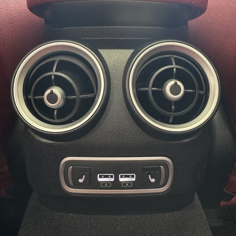 2024 Alfa Romeo Giulia Image 14