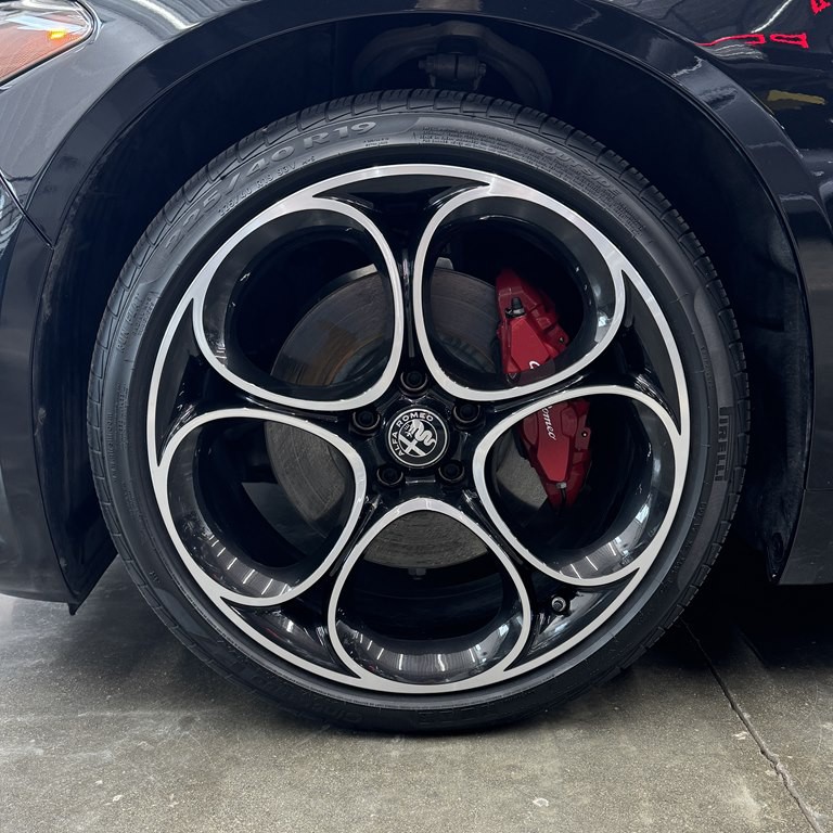 2024 Alfa Romeo Giulia Image 17