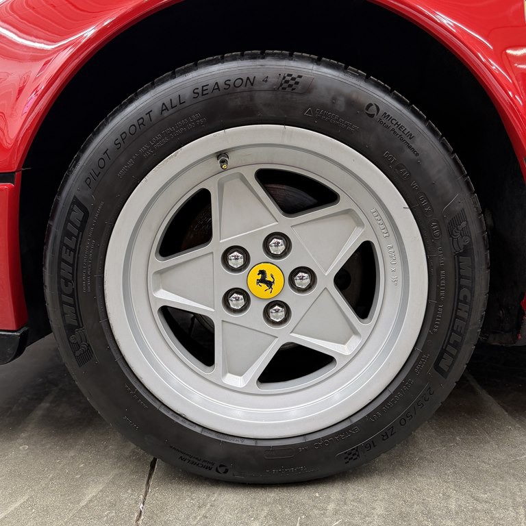 1987 Ferrari 328 Image 15