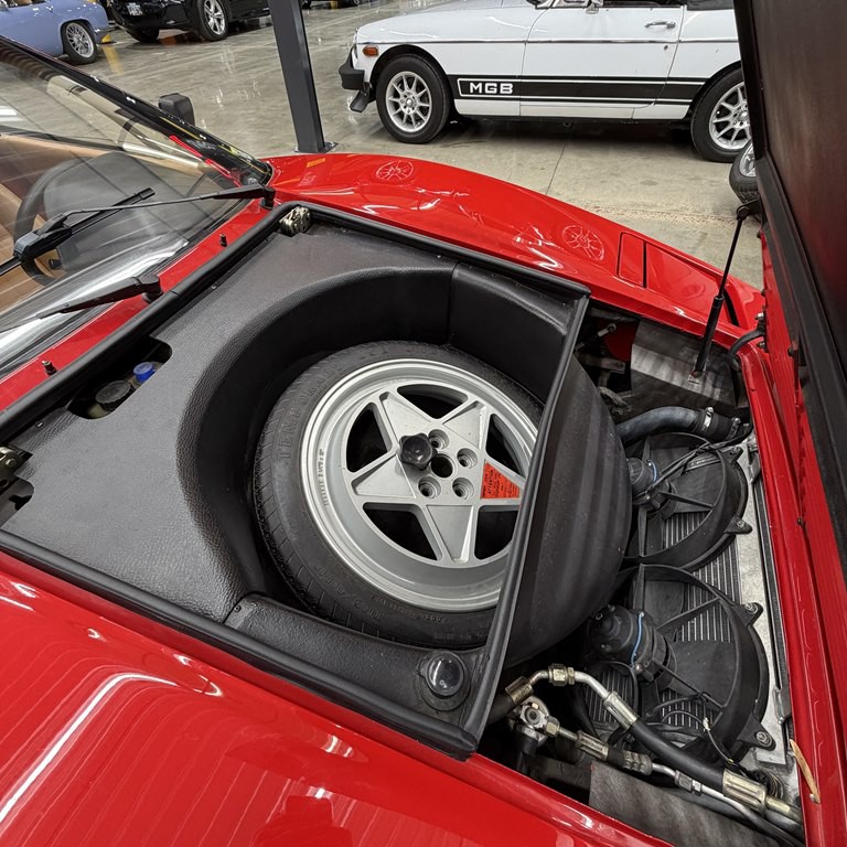 1987 Ferrari 328 Image 16
