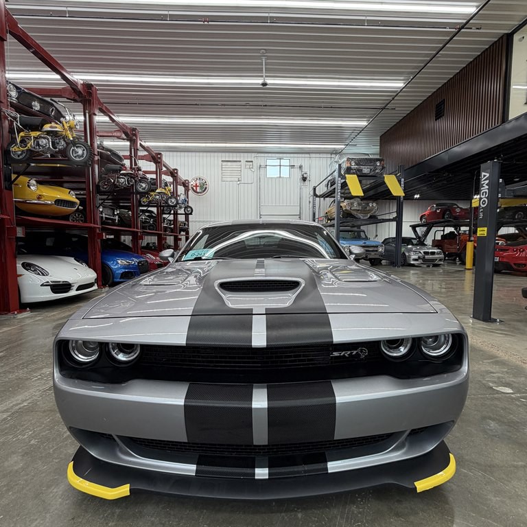 2016 Dodge Challenger Image 3