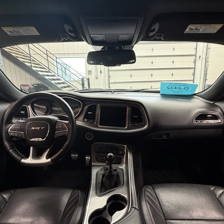 2016 Dodge Challenger Image 10