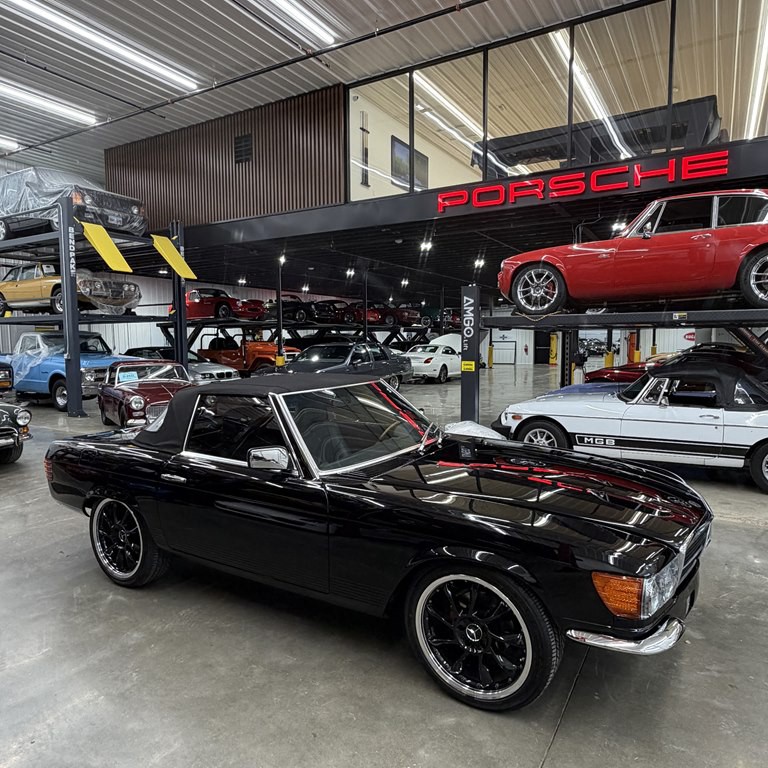 1976 Mercedes-Benz 420-Class Image 1